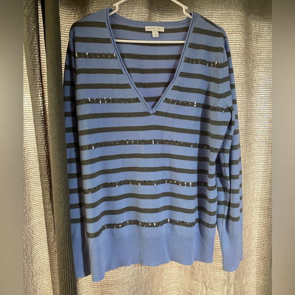 New York & Co Preppy Sweater Womens XL Purple-Blue & Gray Striped Sequin V-Neck